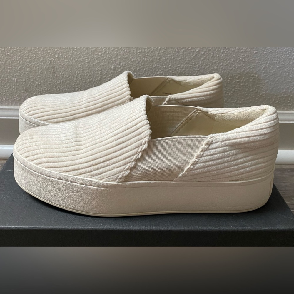 Vince White Corduroy Warren Sneaker US 8